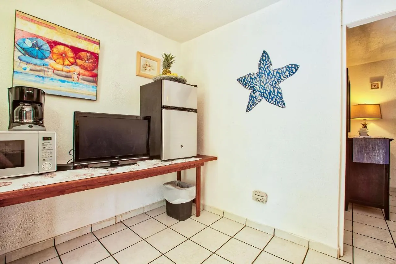 ** Hotel Coconut Palms Inn Rincon Puerto Rico